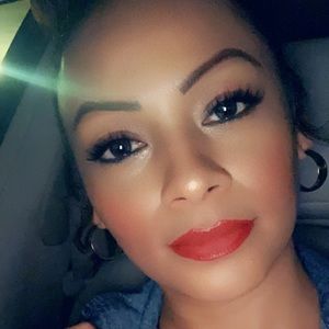 Meet your Posher, Antonia